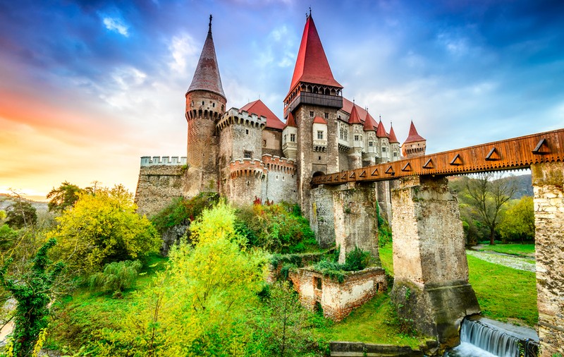 Locuri de vizitat în Hunedoara. Cele mai importante obiective turistice
