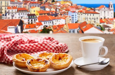 Pasteis de Nata - desert portughez