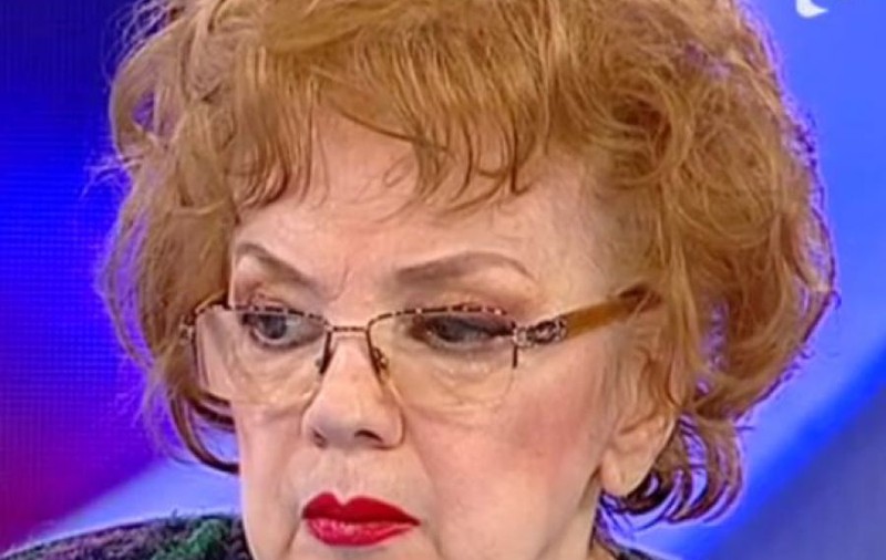 Aimee Iacobescu, din ce în ce mai bolnavă: "Mi-e teamă să nu mor. Vreau să apuc să primesc indemnizaţia UNITER"