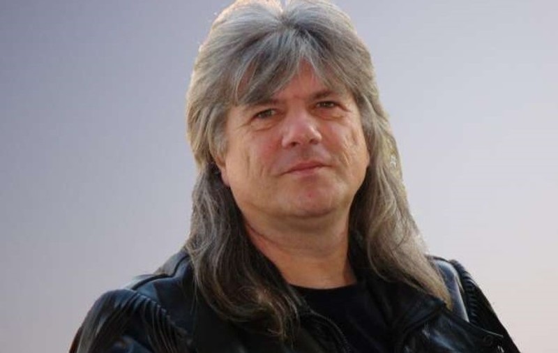 Artistul Florian Stoica, membru al trupei Conexiuni, a murit la 58 de ani