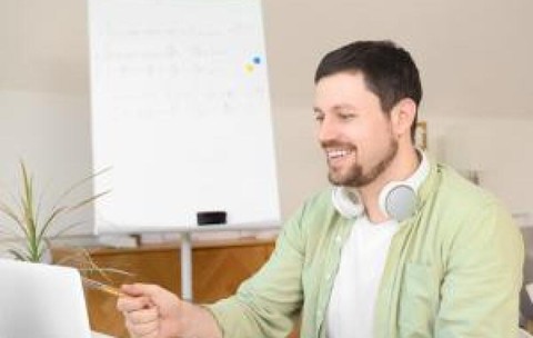 Cât a câştigat un profesor din Timiş doar din meditaţii, într-un singur an. Suma uriaşă declarată la Fisc