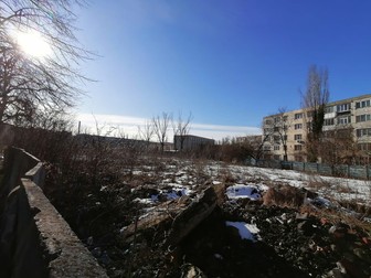 Terenul pe care a fost baza sportivă Girueta. Fotografie din februarie 2020