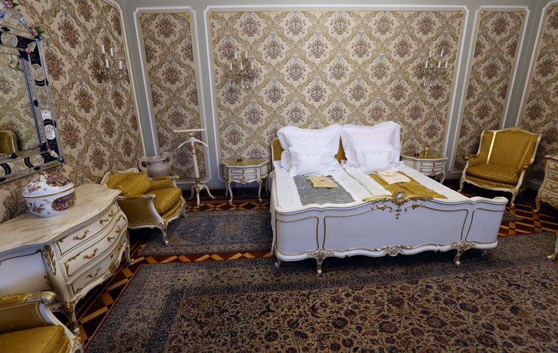 Doi mari antrenori de gimnastică deapănă amintiri din palatul lui Ceaușescu, din Primăverii: ”Am dormit în patul dictatorului” | FOTO