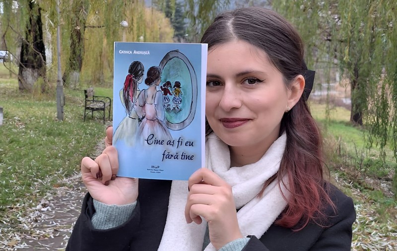 Tânăra care a ales scrisul ca mecanism de vindecare a unei traume majore. Catinca Andrușcă: „Nu m-am mai putut opri. Simțeam o adrenalină incredibilă”