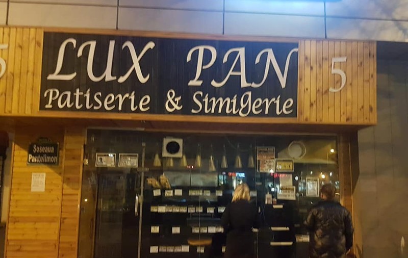 Șobolan găsit de ANPC pe rafturile unei patiserii din București. Cum a fost sancționată unitatea