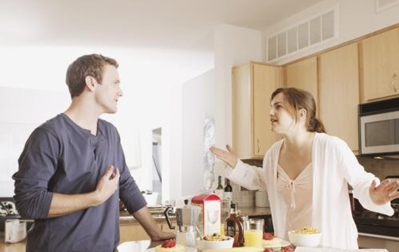 10 reproşuri pe care să nu i le faci soţului tău