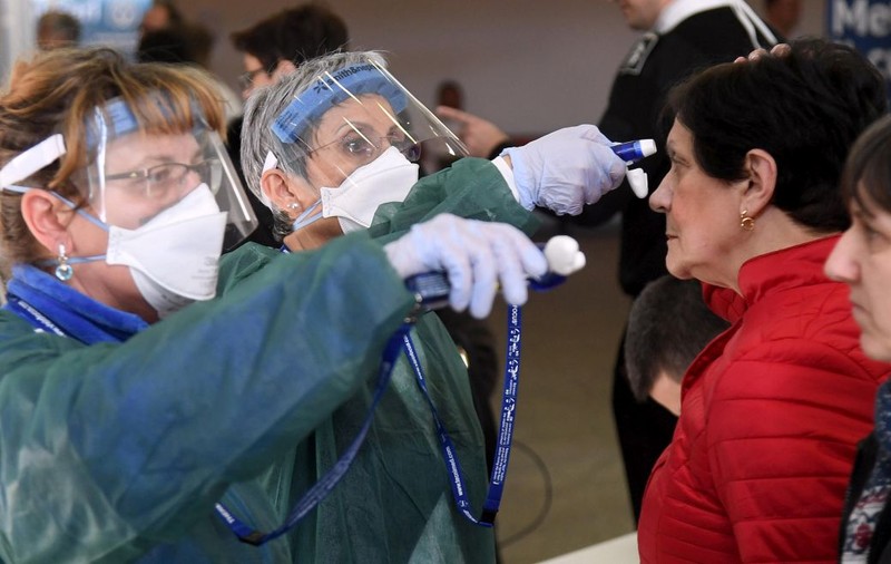 Infecțiile cu coronavirus au crescut cu 25% în Italia. Este izolat și șeful Marelui Stat Major al Armatei