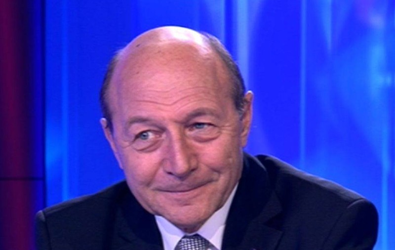 ULTIMA ORĂ! Preşedintele Traian Băsescu A GRAŢIAT O FEMEIE