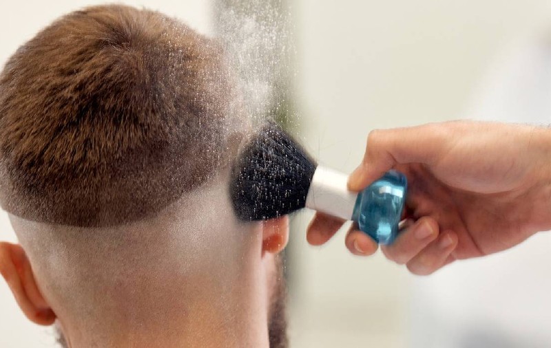Prețuri în creștere la frizerii: Cât costă un tuns la „barber shop” în 2025