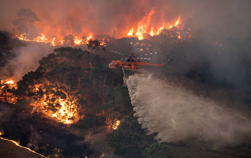 Australienii, sfătuiți să se pregătească pentru, probabil, cel mai greu sezon de incendii de vegetație