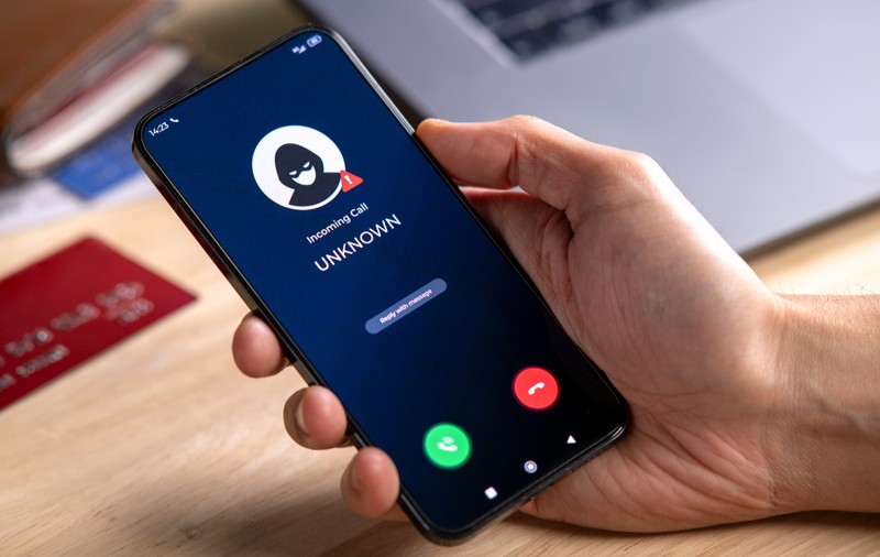 Cum încearcă hackerii să fure datele bancare în perioada Paștelui: metodele banale pe care le folosesc online sau la telefon