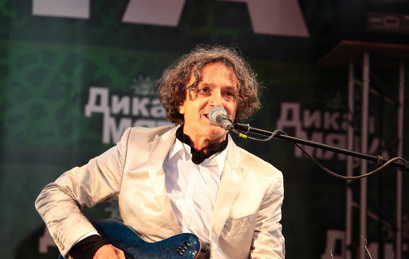 Milić Vukašinović, cunoscut rocker și fost colaborator al lui Goran Bregović, a făcut declarații surprinzătoare despre relația sa cu celebrul muzician, pe care l-a considerat cândva un idol. 