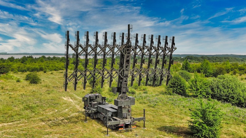Long range 3D radar PIT RADWAR P-18PL