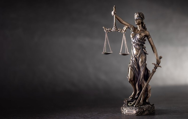 O platformă de inteligență artificială pentru legislația din România, lansată de o casă de avocatură și o firmă de tehnologie. Ce promite „Benvolio”