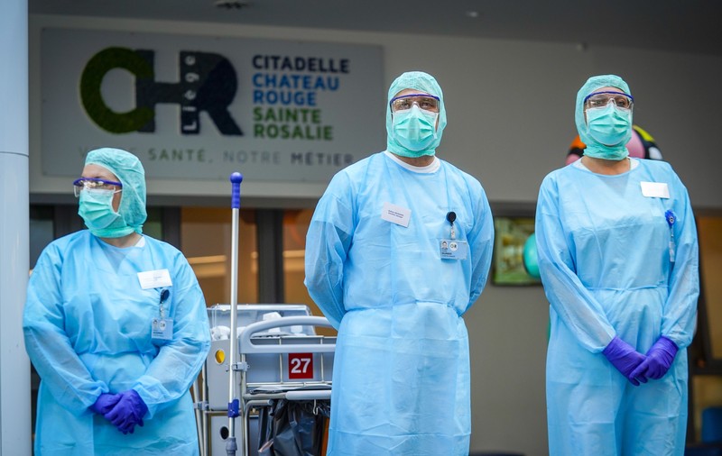 Situație dramatică în Belgia. Doctori infectați cu COVID sunt rugați să rămână în spitale pentru a trata în continuare pacienți