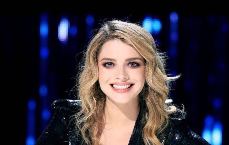 Cum petrece Alexandra Dinu ziua de Valentine’s Day. Cine este iubitul vedetei. „Culmea, chiar sunt o fire romantică”