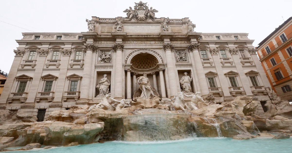 Fontana di Trevi din Roma a fost redeschisă după o restaurare de două luni Foto: Profimedia Images