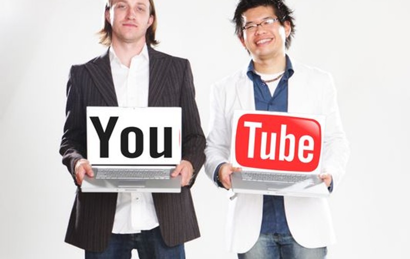 Şi-au dat foc ca să ajungă pe You Tube