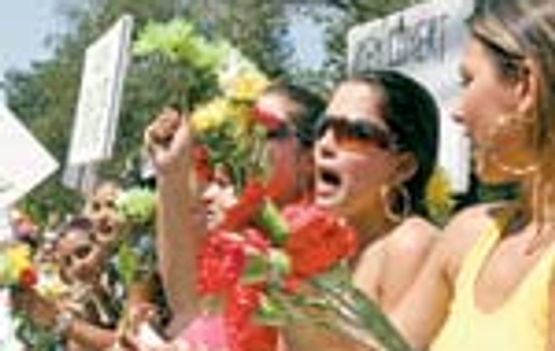 Floraresele continua protestele
