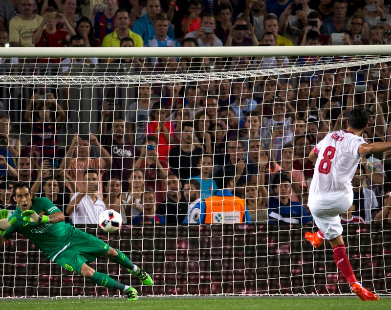 Barcelona a câștigat pentru a 12-a oară Supercupa Spaniei. Messi, start perfect de sezon GALERIE FOTO