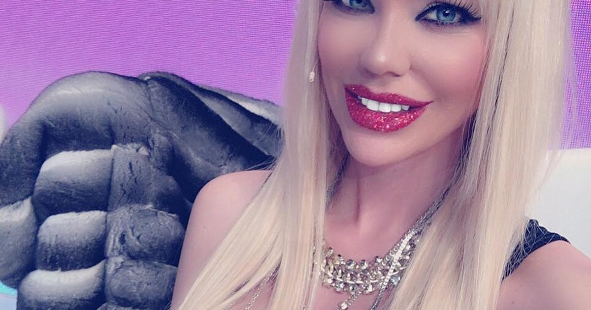 Bianca Drăgușanu a recunoscut. Ce poartă pe sub haine pentru a avea un corp de vis