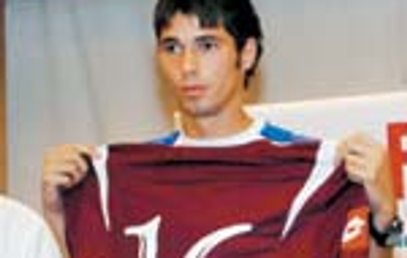 Herea:'Chiacu! Atentie, ca te bat!'