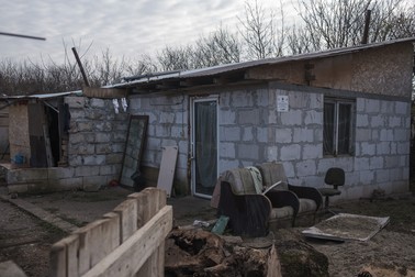Casa în care locuiesc Maria și mama ei este neterminată