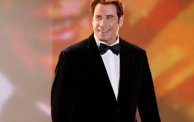 John Travolta și-a "tras" avion de lux