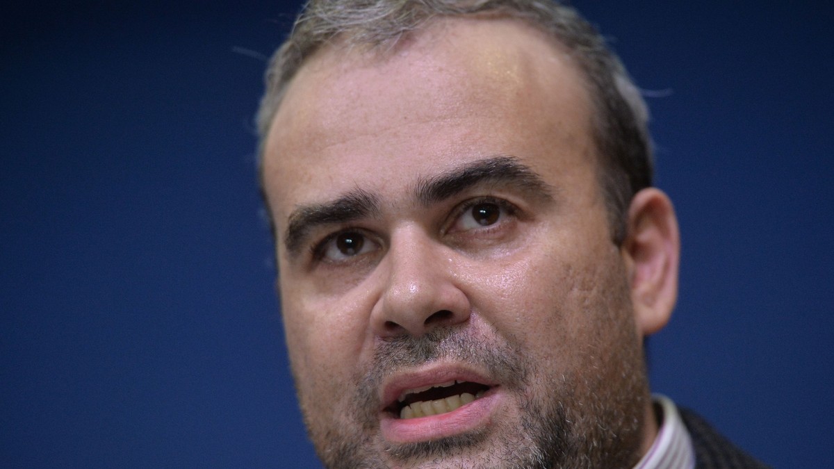 Vâlcov trebuie să plătească daune de 20.000 de lei după o postare pe Facebook la adresa germanilor din România. Darius Vâlcov