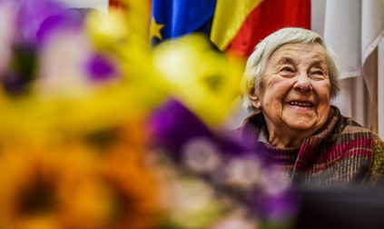 Medicul pediatru de 91 de ani care scrie poezii