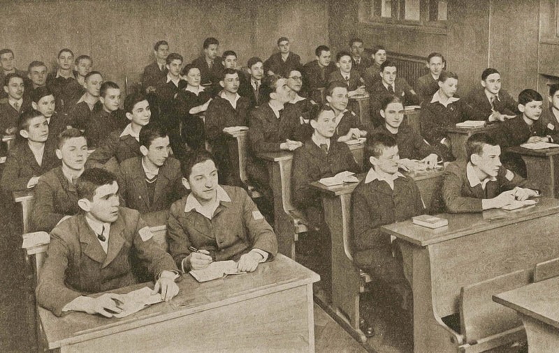 Bacalaureatul instituit în 1925 cu rezultate „tragice”. Era apreciată în primul rând gândirea critică: „Să se poată constata influența pe care au avut-o studiile asupra formării cugetării elevilor”