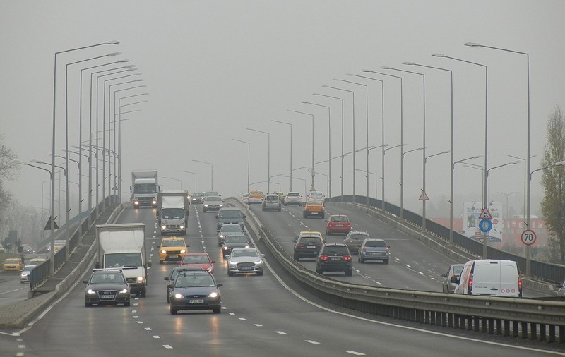 ANM a emis un Cod galben de ceaţă în Bucureşti şi în alte opt judeţe din țară. Meteorolog: "Ceața se poate repeta și mâine"