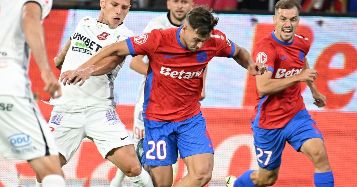 Constantin Dragos Albu, Dennis Politic, Darius Dumitru Olaru si Ionut Stoica in meciul dintre FCSB si FC Hermannstadt, contand pentru Superliga Superbet, desfasurat pe Stadionul Steaua-Ghencea din Bucuresti, sambata 12 iulie 2025. © FOTO:Razvan Pasarica/SPORT PICTURES