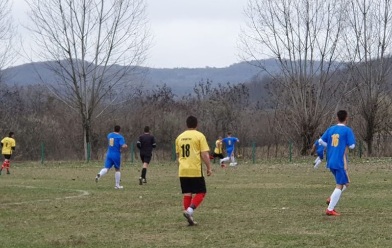 Autogol de Guinness Book în România: echipa unui primar din Prahova și-a dat autogol după cinci secunde într-un meci de fotbal din Liga 6. ”A fost uluială totală”