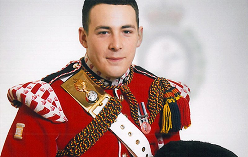 Cine era militarul britanic DECAPITAT la Londra în atacul terorist?