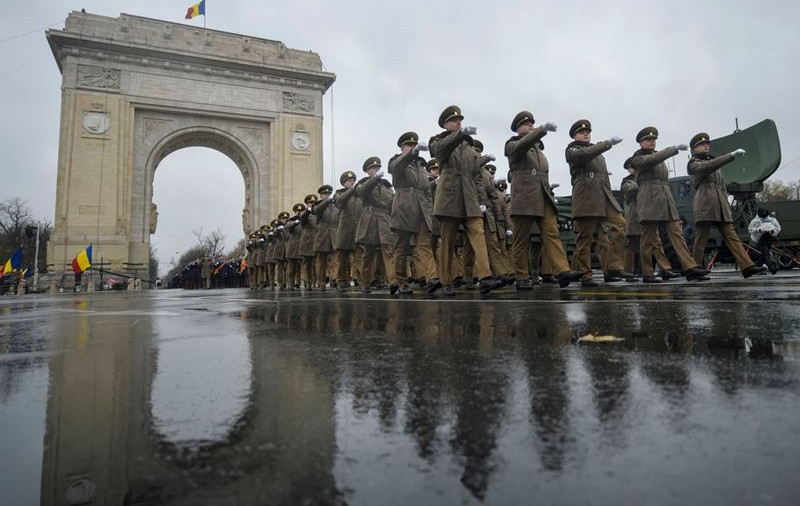 România va suspenda operaționalizarea Tratatului privind Forțele Armate Convenționale după retragerea Rusiei