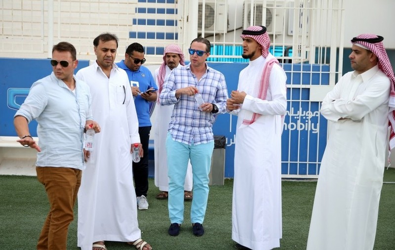 Cadou frumos pentru Reghe! Elevii săi au învins cu 3-0 ”lanterna roşie” din Arabia Saudită