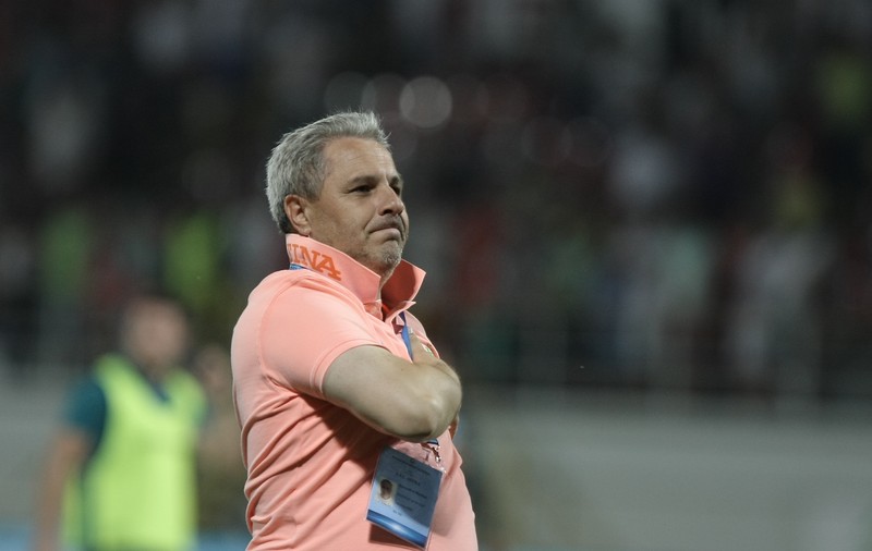 Marius Şumudică, nemulţumit de sistemul după care se dispută play-off-ul în Liga 1 : "E o imbecilitate"