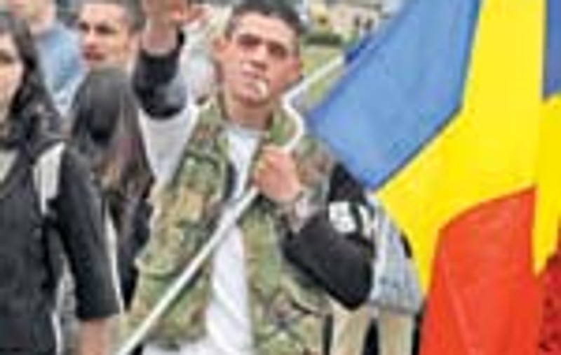 'Mai existau azi daca parintii lor ar fi fost poponari?'