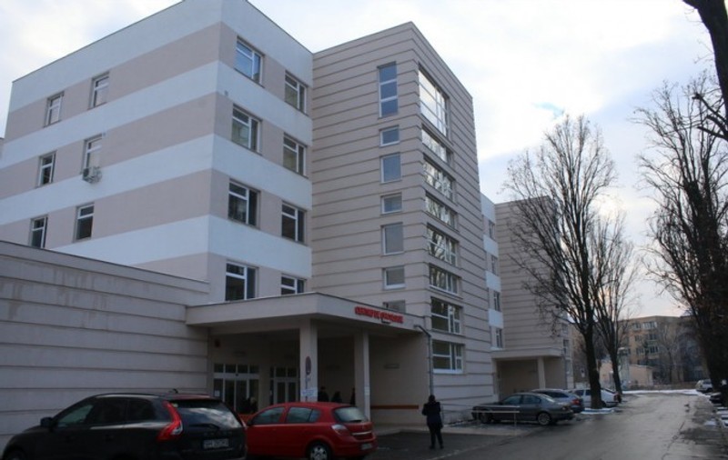 UPDATE / Reacția unuia dintre cei doi medici concediați de Spitalul Municipal din Oradea: "Acuzațiile sunt nefondate"