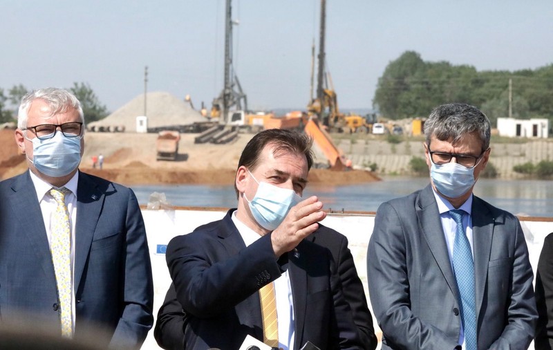Ludovic Orban vrea scurtarea termenelor la procedurile de achiziții publice: “Vremea în care proiectele se derulau în ritm de melc a trecut”