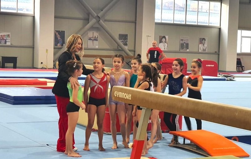 Nadia Comăneci a venit în România. „Zeița de la Montreal” a vizitat Casa Olimpică și sala CS Dinamo