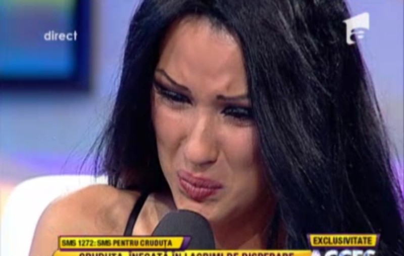 Cruduţa, ÎN LACRIMI LA TV! "Nu pot să mă UMILESC la nesfârşit!"