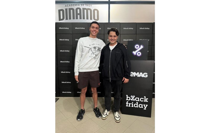 David Popovici și Selly înoată printre reducerile eMAG de Black Friday 