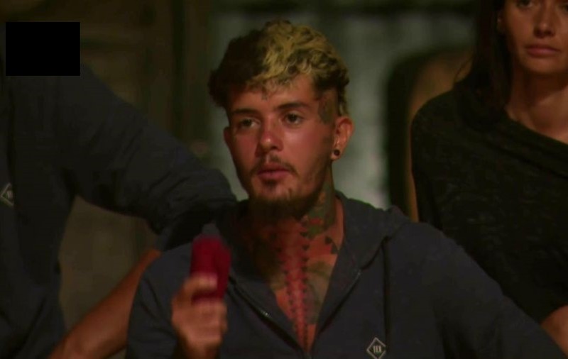 Zanni a mâncat biscuiți și riscă descalificarea de la „Survivor România”. „Îmi asum că nu aveam voie”