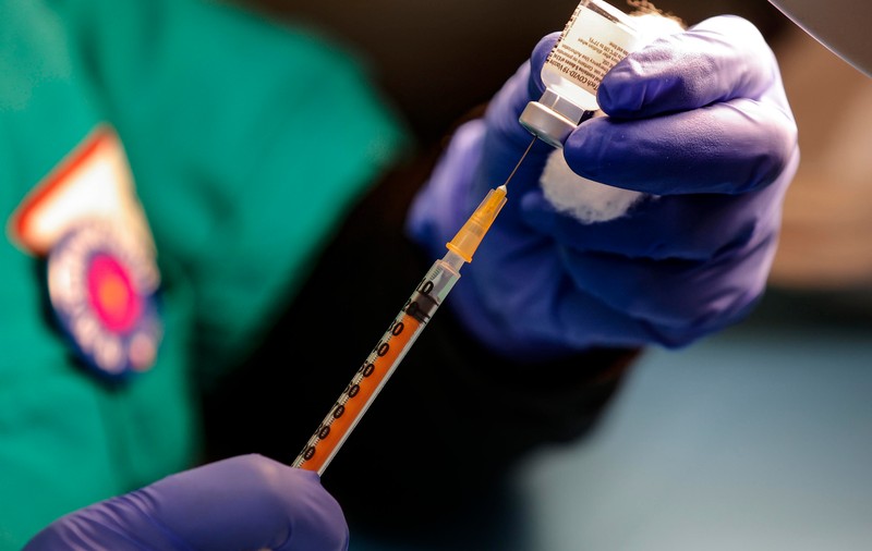 Centrul de vaccinare, precizări despre pacientul care a prezentat o reacție adversă severă după rapelul cu vaccinul de la Pfizer