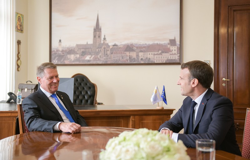 Emmanuel Macron și Klaus Iohannis la summitul de la Sibiu