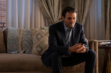Arian Moayed, în rolul avocatului Todd Spodek | Foto: Netflix