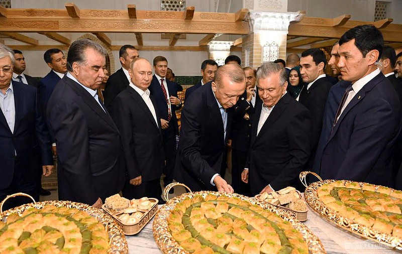 Xi Jinping nu a participat la cina comună cu Vladimir Putin și Recep Erdogan de la summitul din Uzbekistan