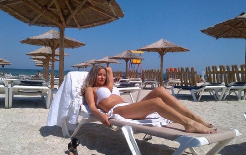 WOW! Cum arată Tania Budi în costum de baie, la 44 de ani! | FOTO